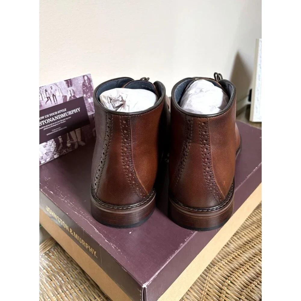 Johnston & Murphy box has